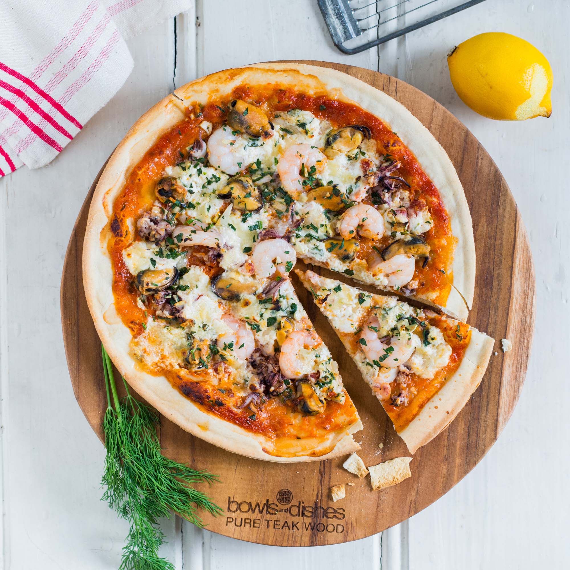 Pure Teak Wood Ronde plank met twee handgrepen 30 x 3 cm