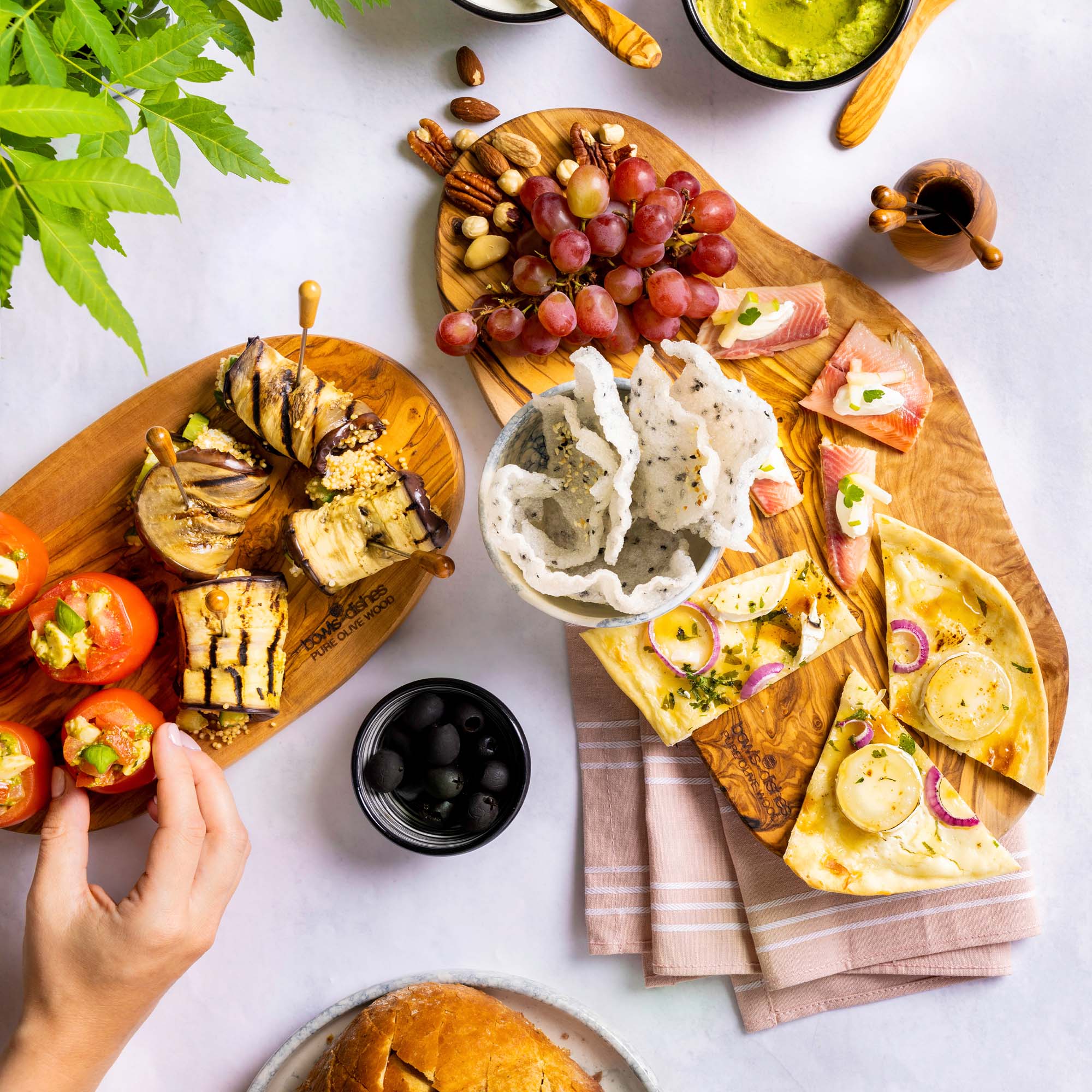 Olijfhouten Plank Ovaal 30 cm dikte 2 cm