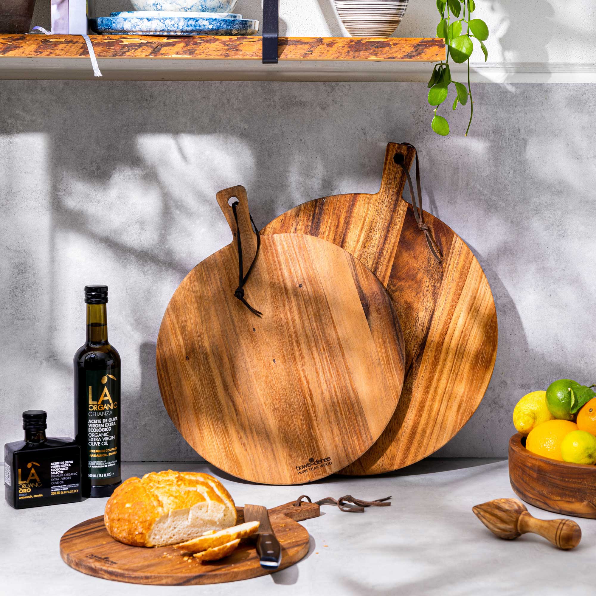 Pure Teak Wood Serveerplank rond met handvat Ø 25 x 2cm