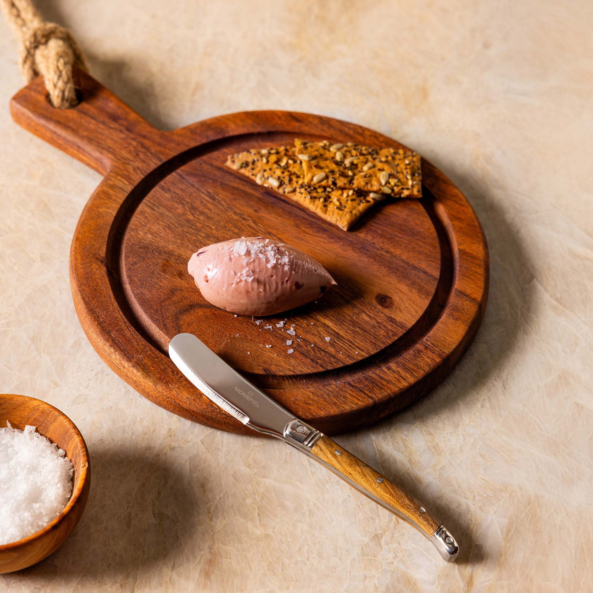 Pure Acacia Wood Serveerplank rond met sapgoot 20 cm