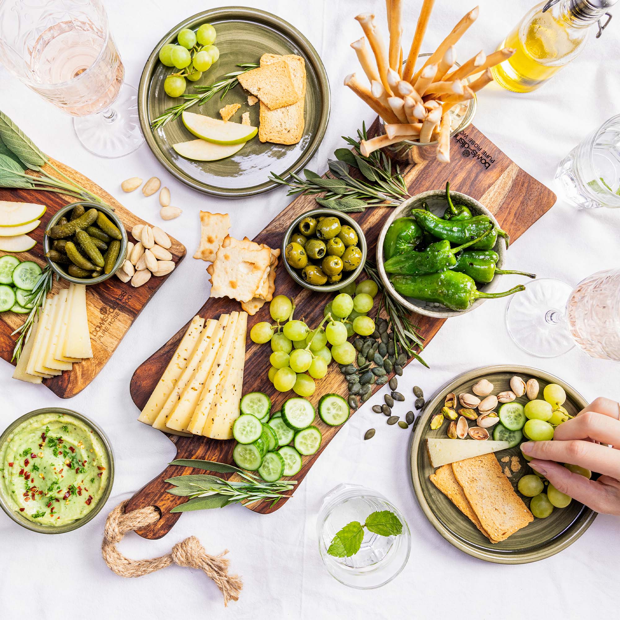 Pure Rose Wood Serveerplank rustiek met handvat 49 cm