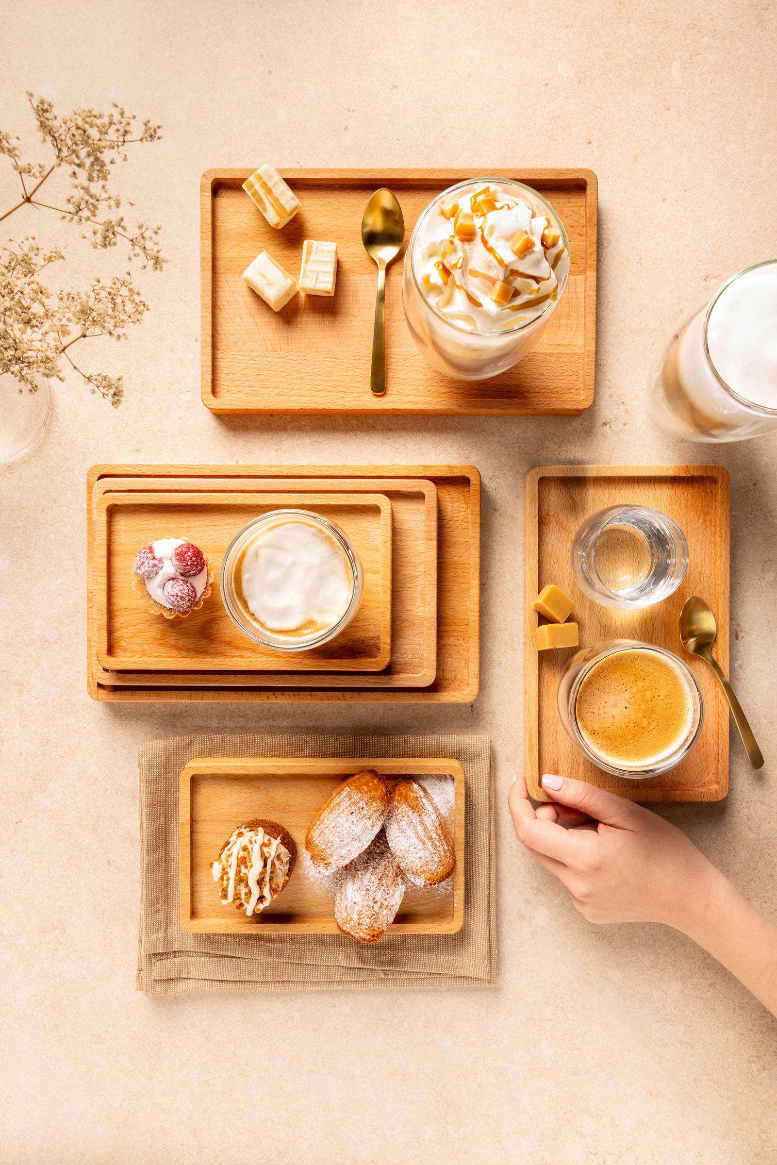 Setting-2-Koffie-Rechthoekige-trays-Puur-Hout