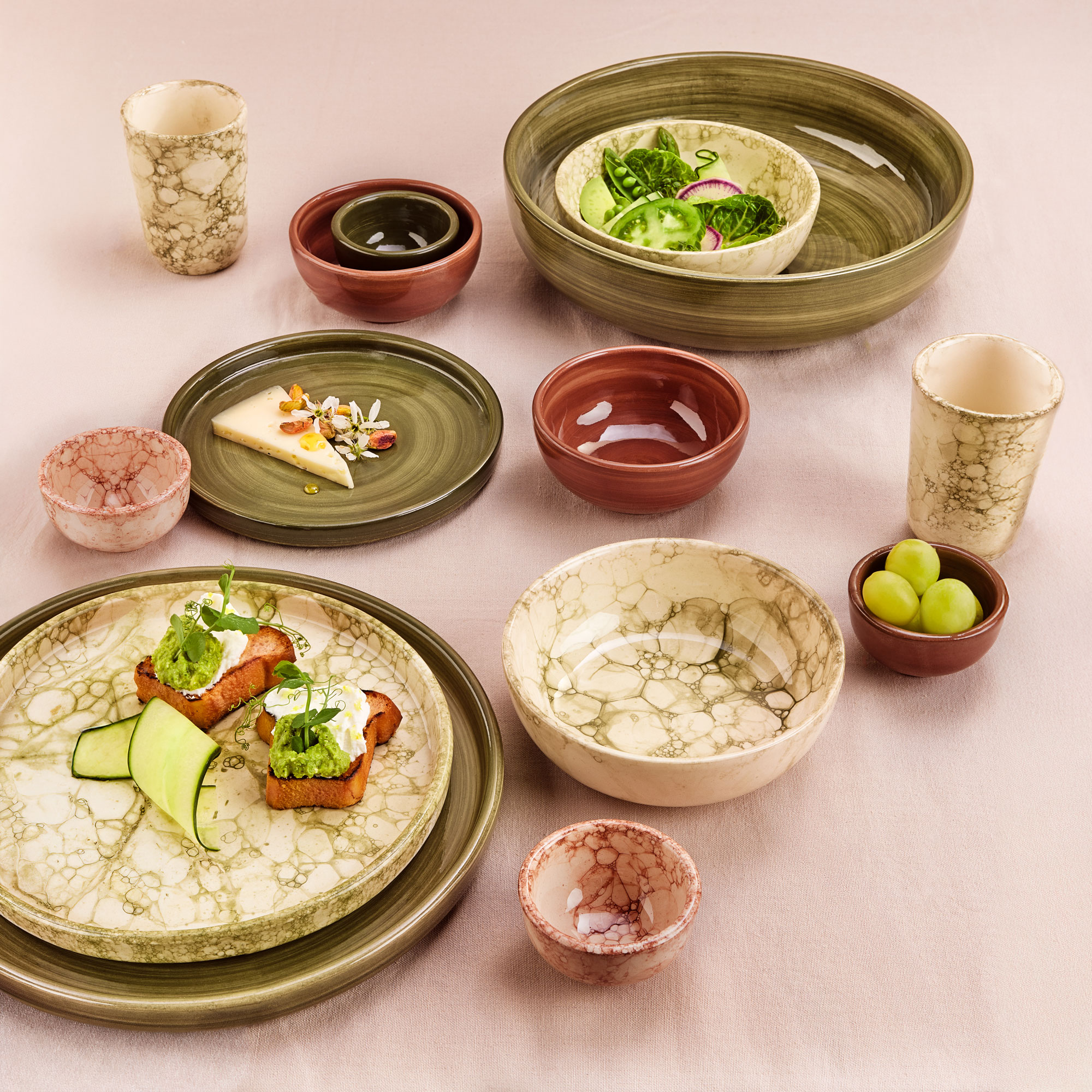 Bowls-Dishes-homepage-aardewerk